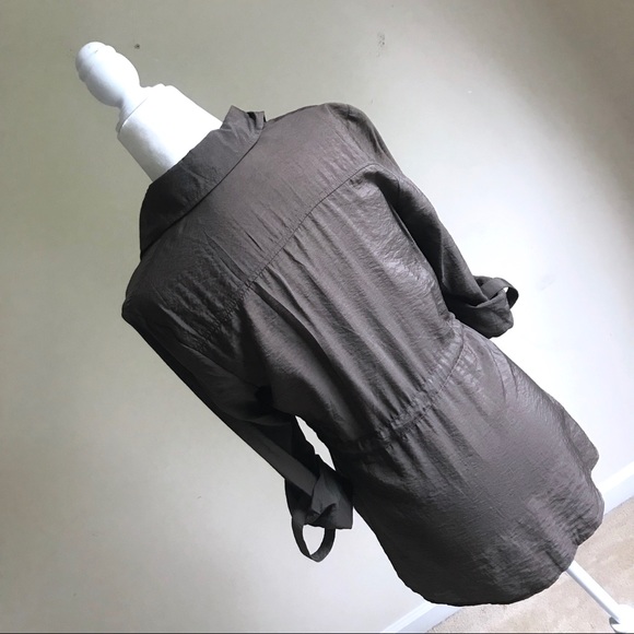 Forever 21 Military Button-Down - Picture 3 of 6